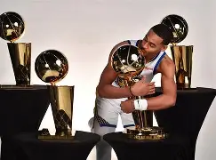 Scout焦点对战，库里与40激战FPX分钟，险胜胜负难料！开云·体育